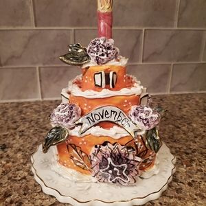 Blue sky November birthday cake by Heather Goldminc